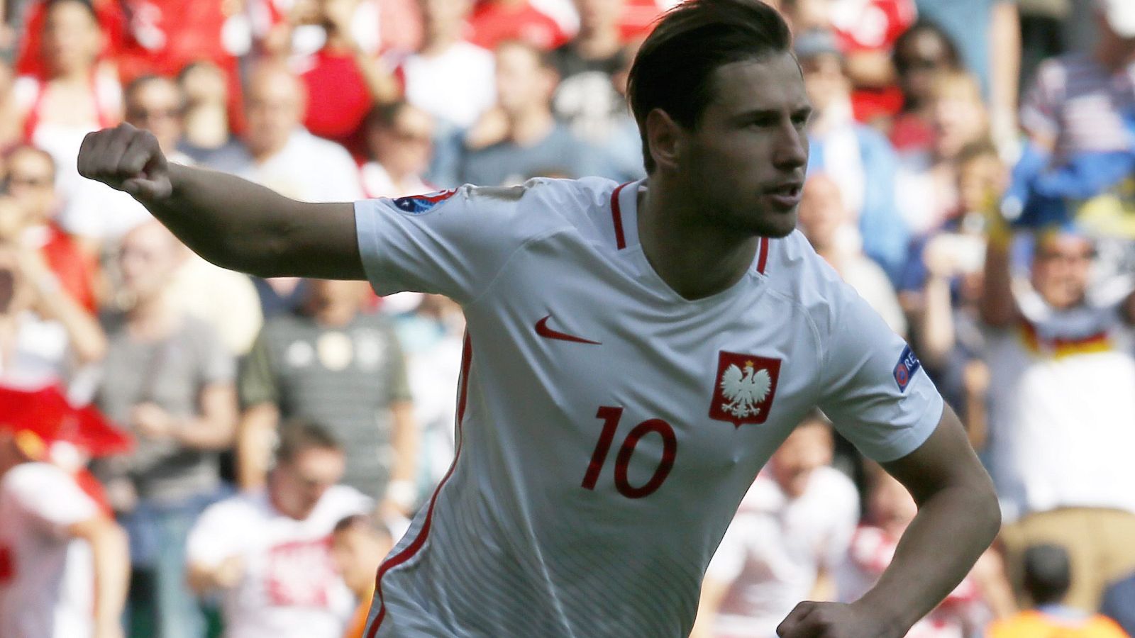 Krychowiak, con Polonia