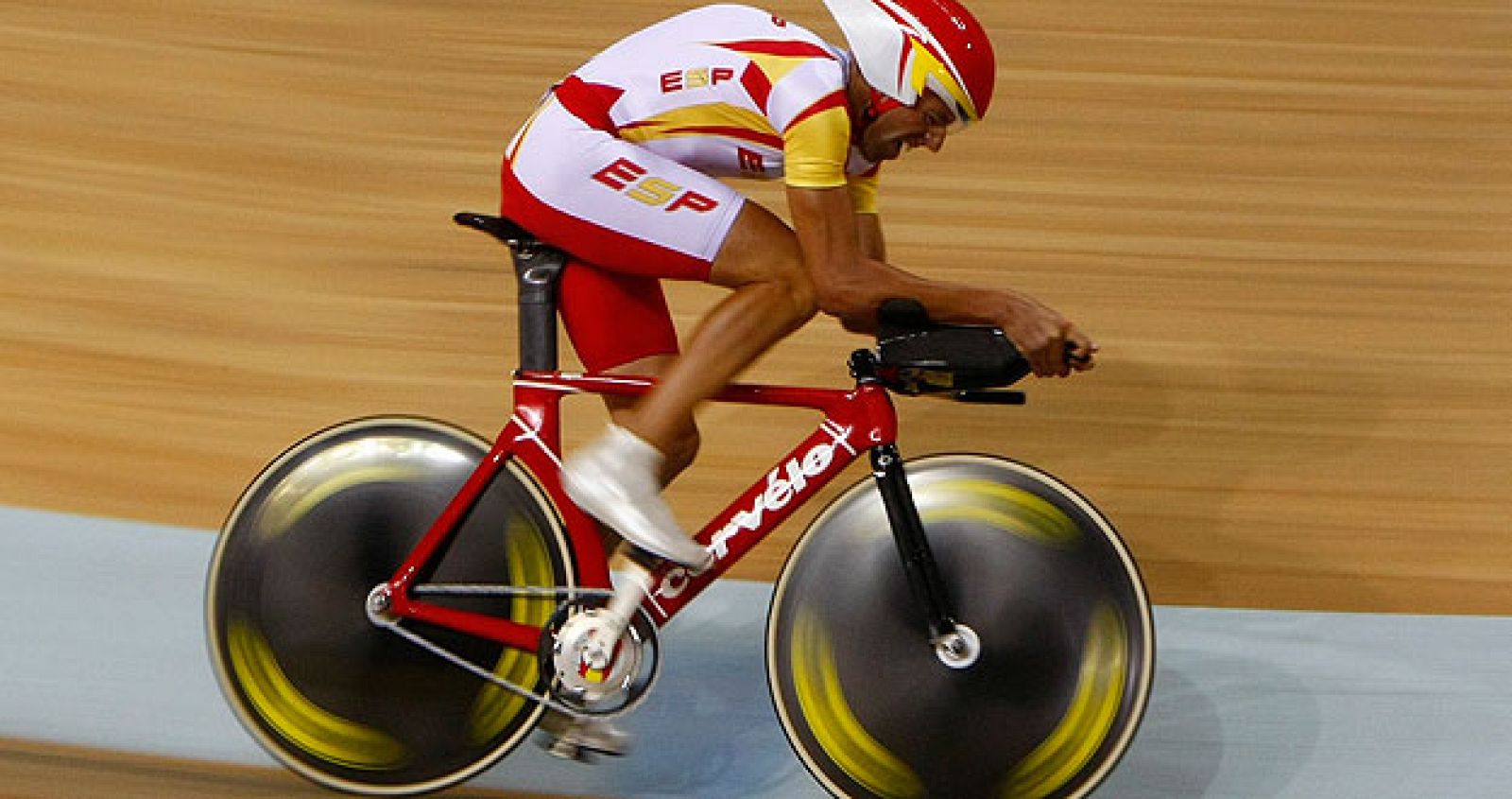 Toni Tauler se clasifica para cuartos de final en persecución