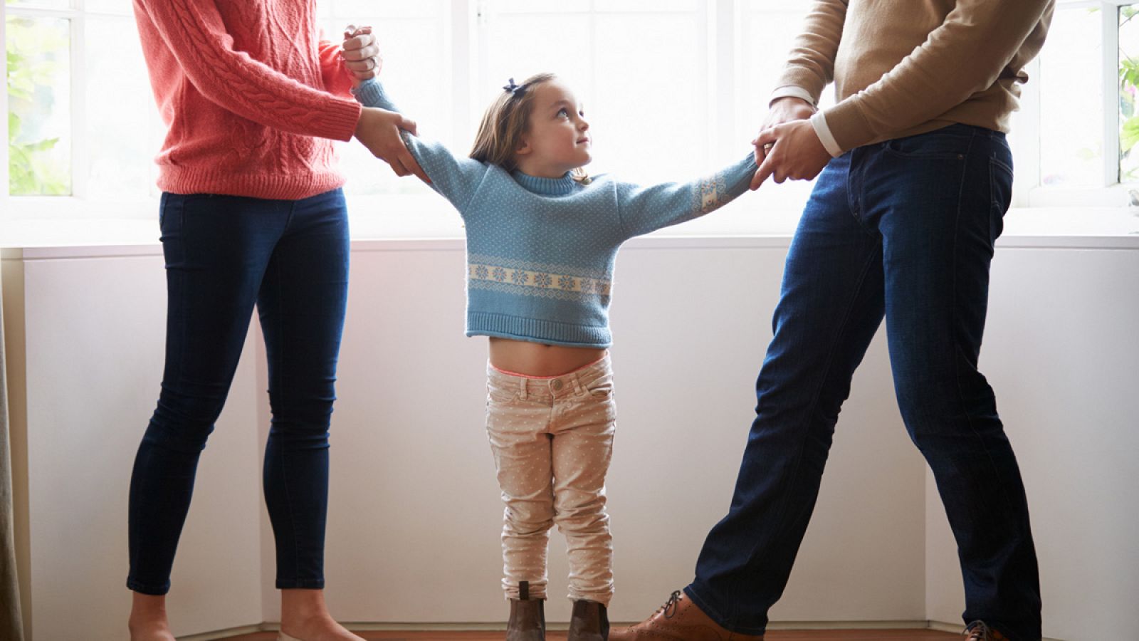 Imagen simbólica de un divorcio conflictivo por la custodia de los hijos