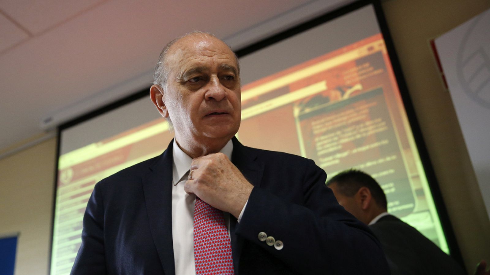 El ministro del Interior en funciones, Jorge Fernández Díaz, en la inauguración de un curso sobre terrorismo