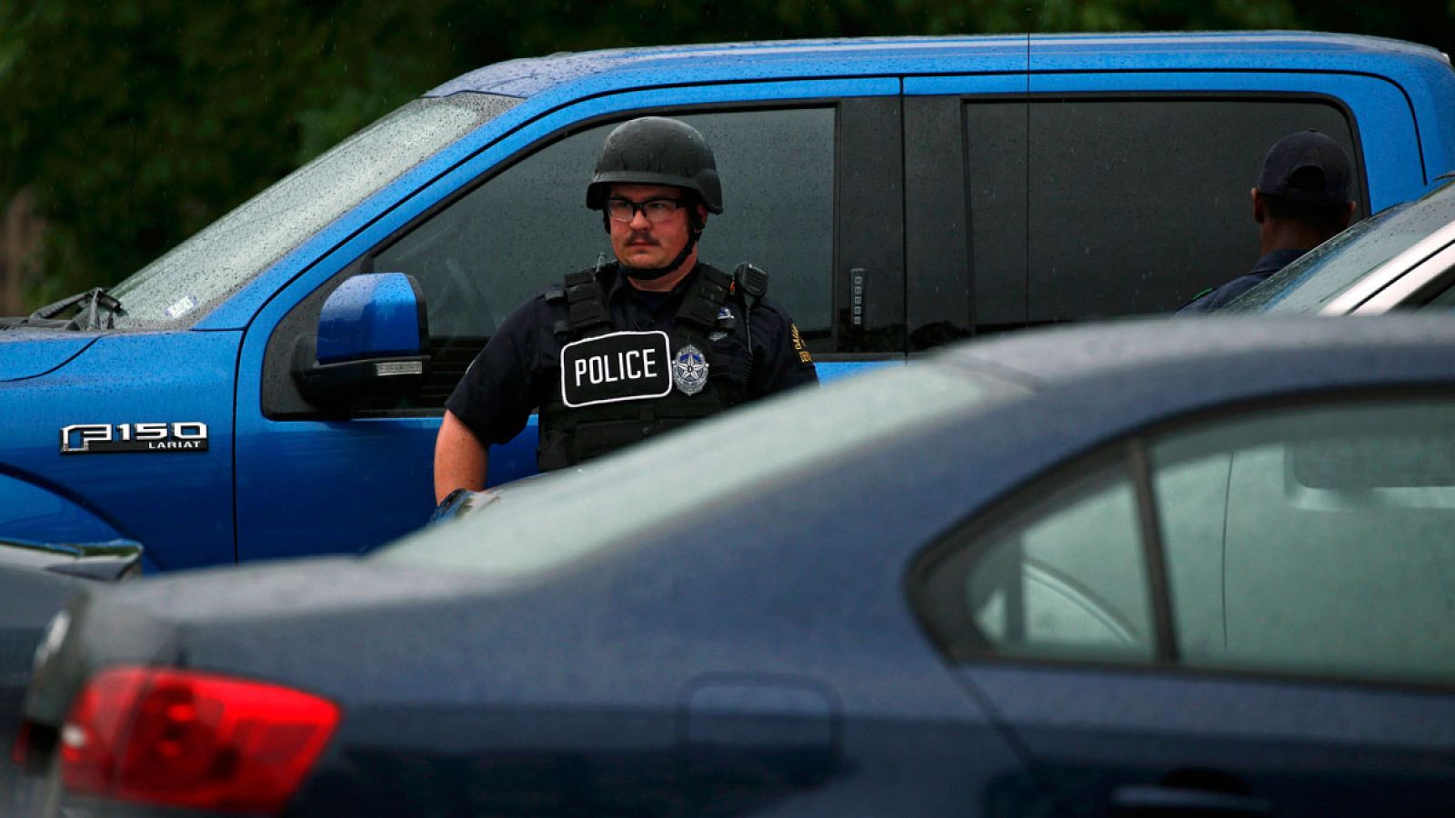Refuerzan la seguridad del Departamento de Policía de Dallas por una amenaza