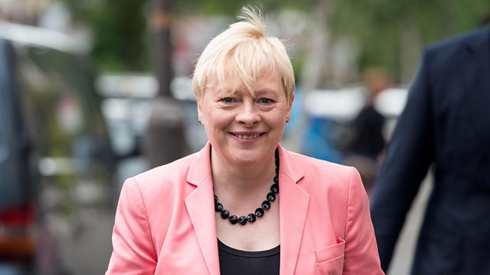 Angela Eagle, diputada del Partido Laborista, ha presentado su candidatura para desafiar a Jeremy Corbyn