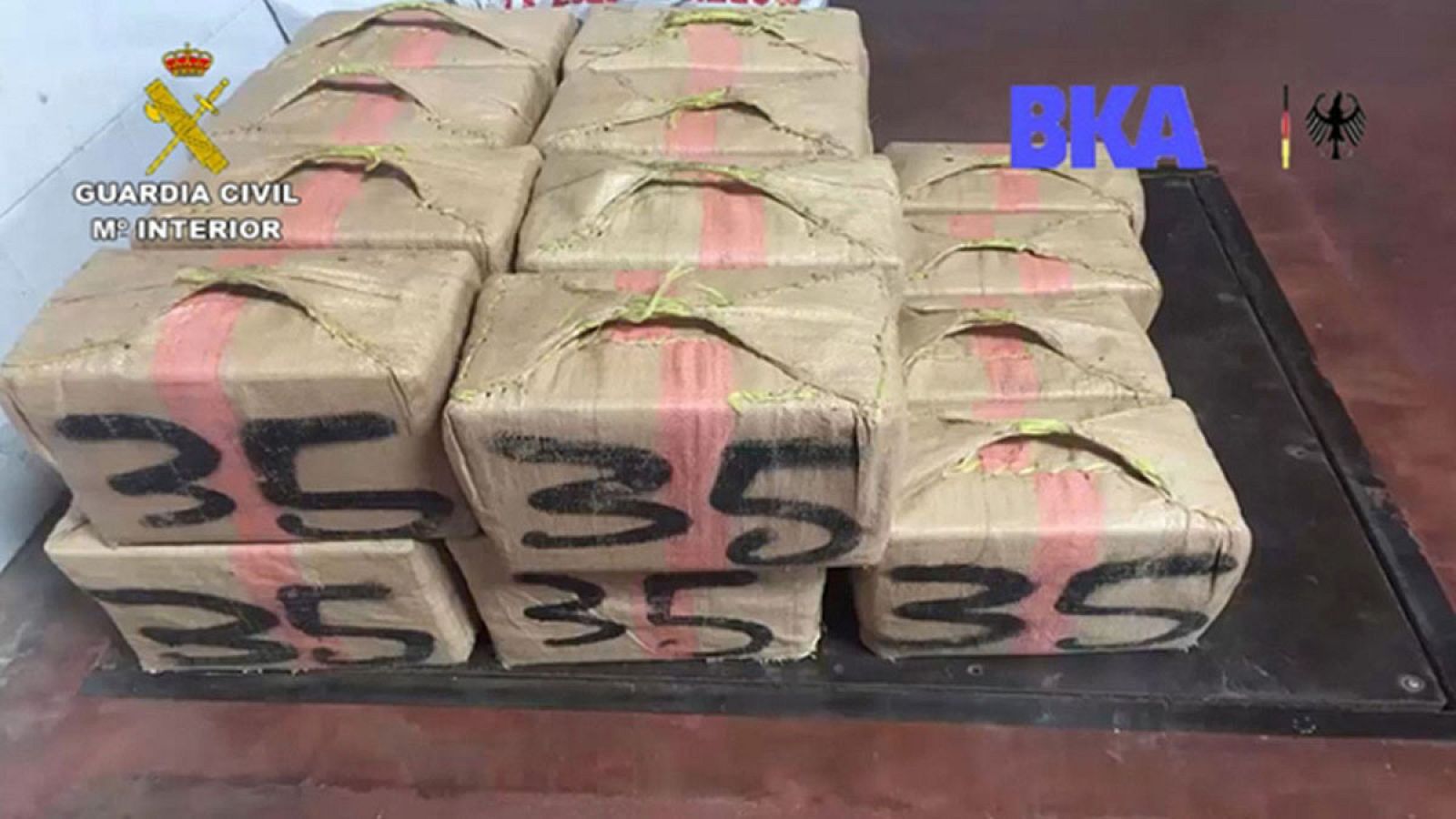 La Guardia Civil ha desarticulado una organización dedicada al tráfico de drogas y personas