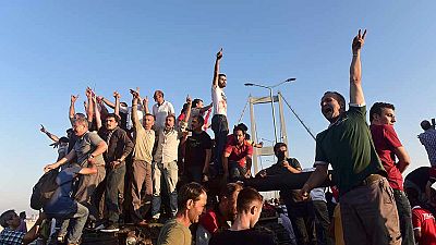 Fracasa el golpe de Estado militar contra Erdogan en Turqu�a
