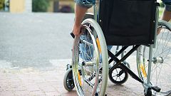 Un informe muestra que una de cada tres personas dependientes en España no recibe ninguna ayuda o prestación