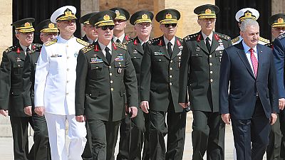 Erdogan contin�a la purga y destituye a 149 generales antes de decidir nuevos ascensos