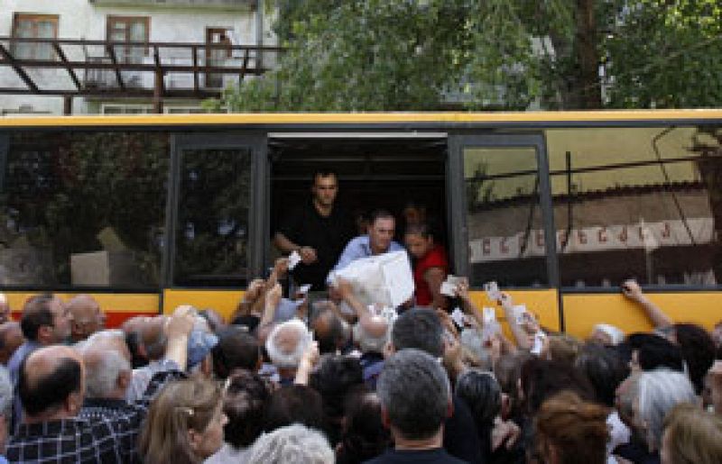 Rusia organiza a sus tropas para sacarlas de Georgia y promete empezar la retirada el lunes