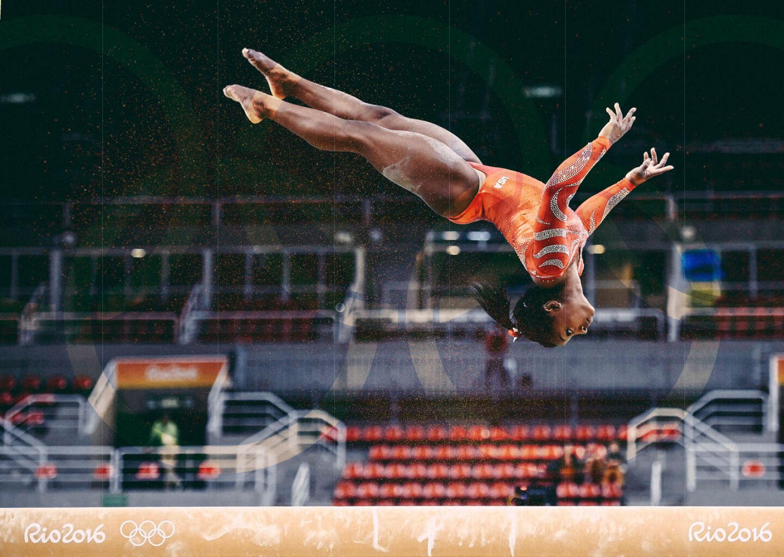 Simone Biles, tricampeona del mundo de gimnasia artística