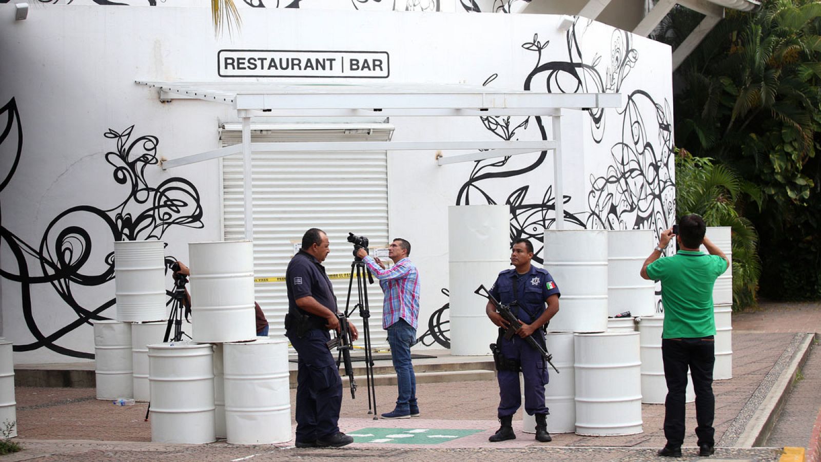 El restaurante La Leche, en Puerto Vallarta, en Jalisco, donde fueron secuestrado seis presuntos miembros del crimen organizado.