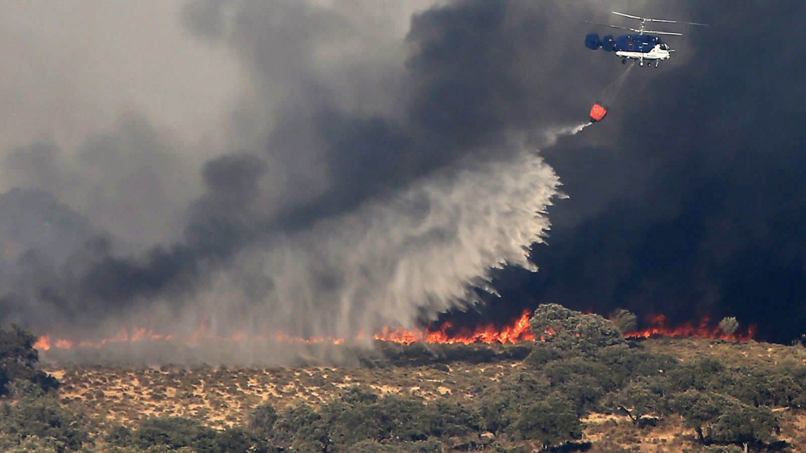 Incendio en Castillo de Las Guardas, Sevilla