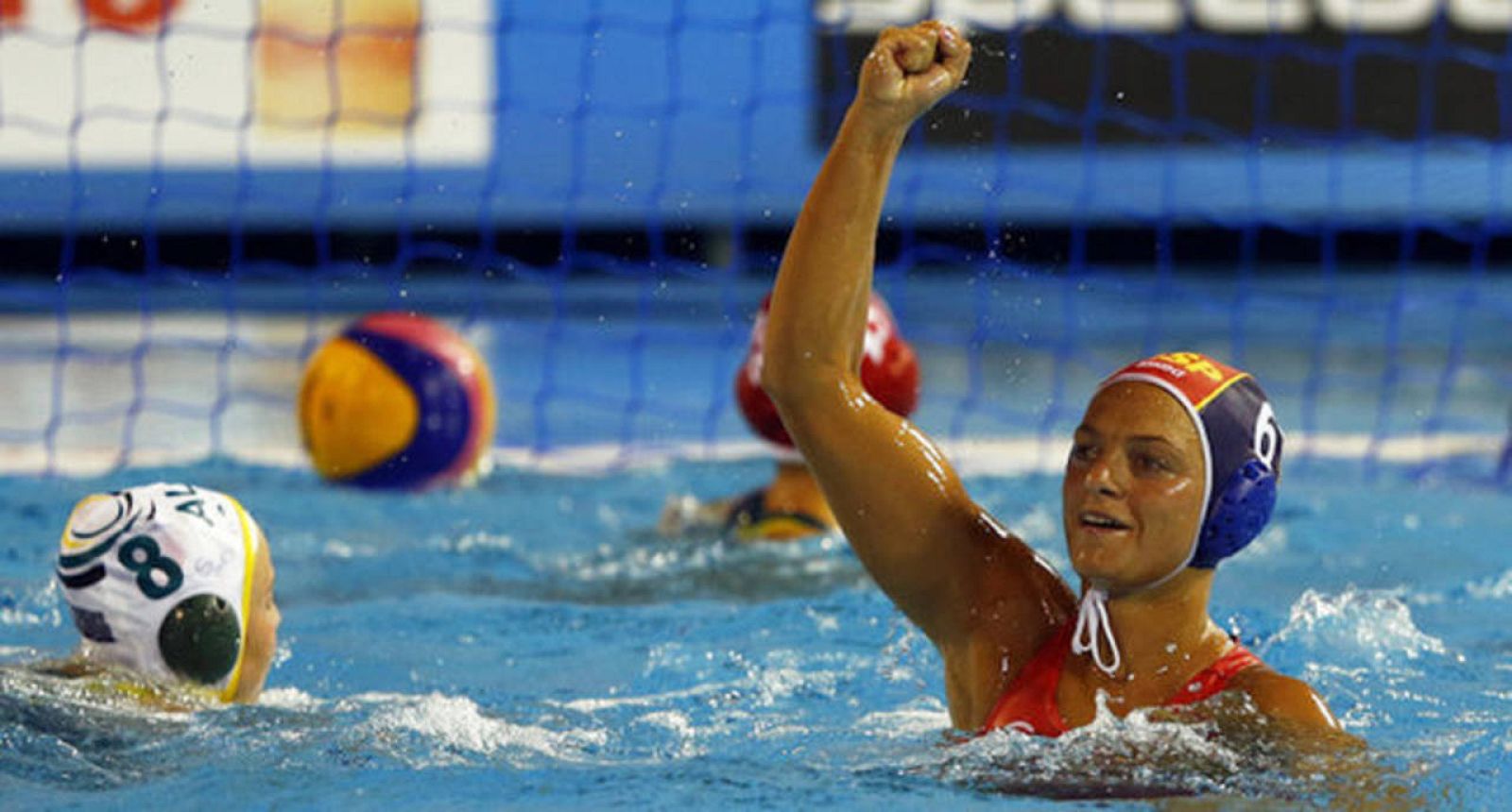 Imagen de archivo de la jugadora de Waterpolo Jennifer Pareja durante un partido con la selección.