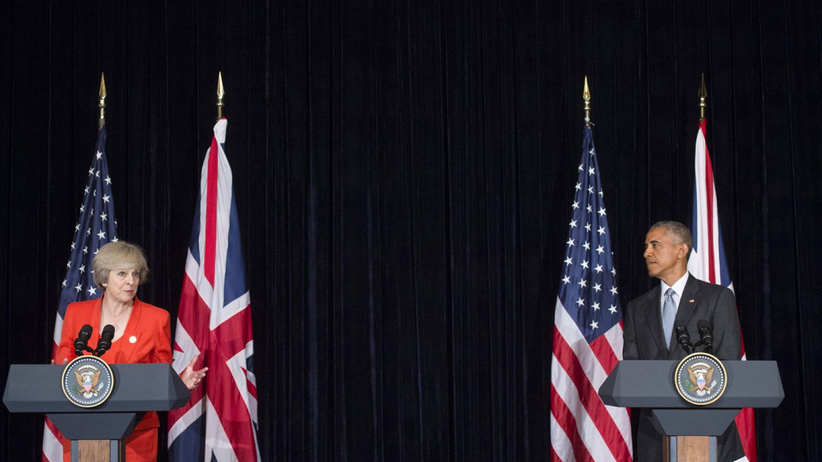 Obama y May durante la rueda de prensa ofrecida tras su reunión en Hangzhou, China