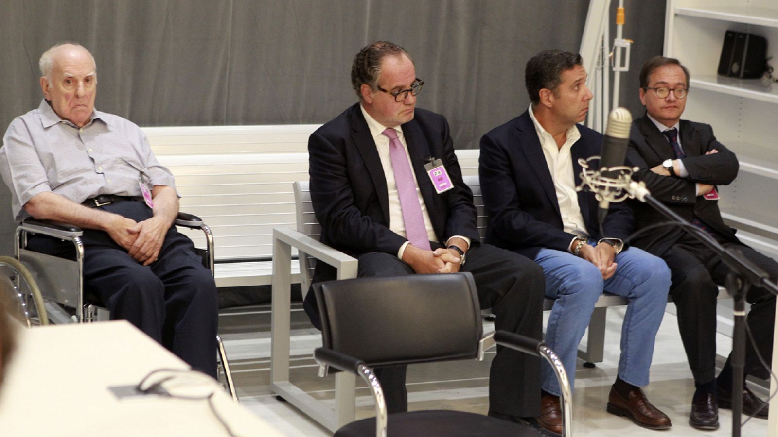 Demetrio Carceller Coll, su hijo Demetrio Carceller Arce, José Luis Serrano Florez, hombre de confianza del primero, y el asesor Gabriel Ignacio Petrus Labayen, en la Audiencia Nacional