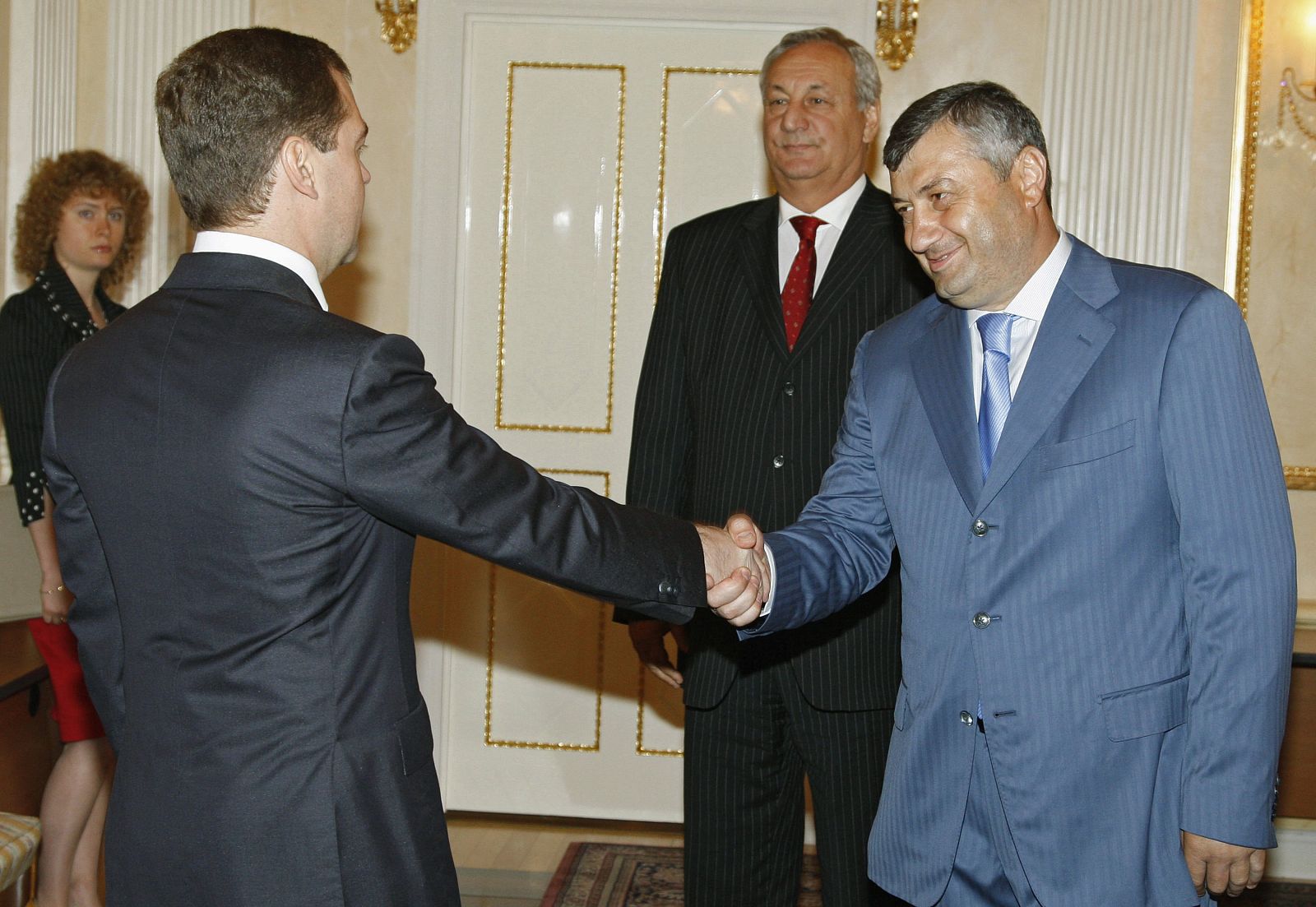 Medvedev recibe a los presidentes de Abjasia y Osetia del Sur