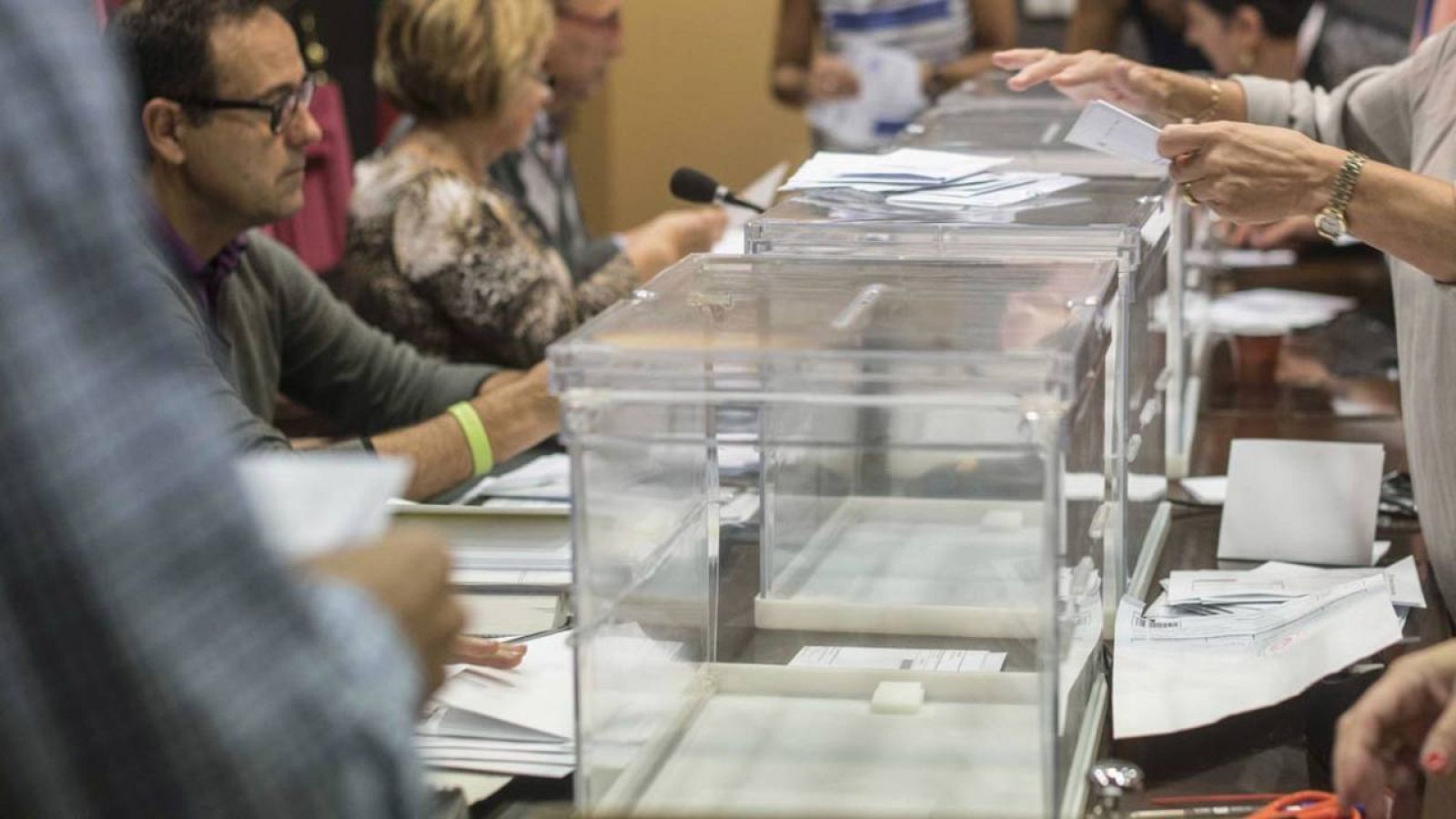 Colegio electoral en el País Vasco