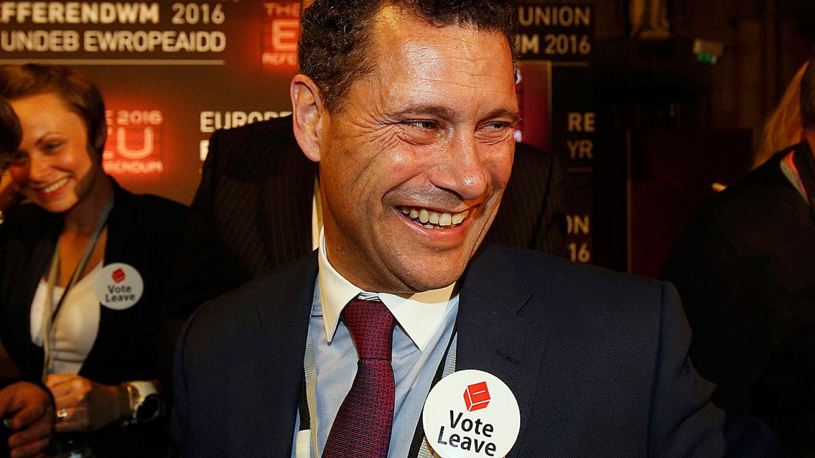 El eurodiputado del partido británico UKIP Steven Woolfe se encuentra grave por un "altercado" durante una reunión del partido UKIP.