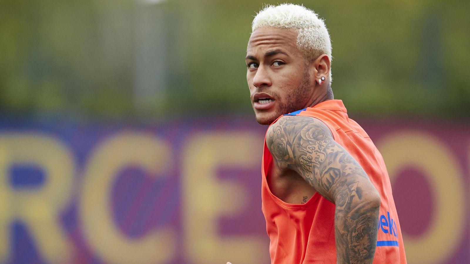 EL FC BARCELONA PREPARA SU PARTIDO ANTE EL SPORTING