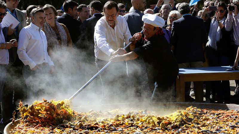 Rajoy promete que trabajará por ganarse la gobernabilidad "día a día" con "humildad y paciencia"