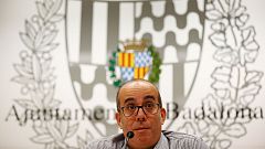Citan como investigados a seis concejales de Badalona por abrir el Ayuntamiento el 12 de octubre