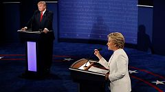 Clinton llama a Trump "marioneta" de Putin