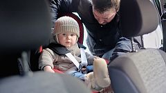 Más del 60% de los niños fallecidos en accidente de tráfico no viajaba en sillita o la usaba mal