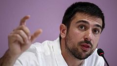 Espinar explica la compraventa de un piso protegido y acusa al grupo Prisa de "injerencia" en las primarias