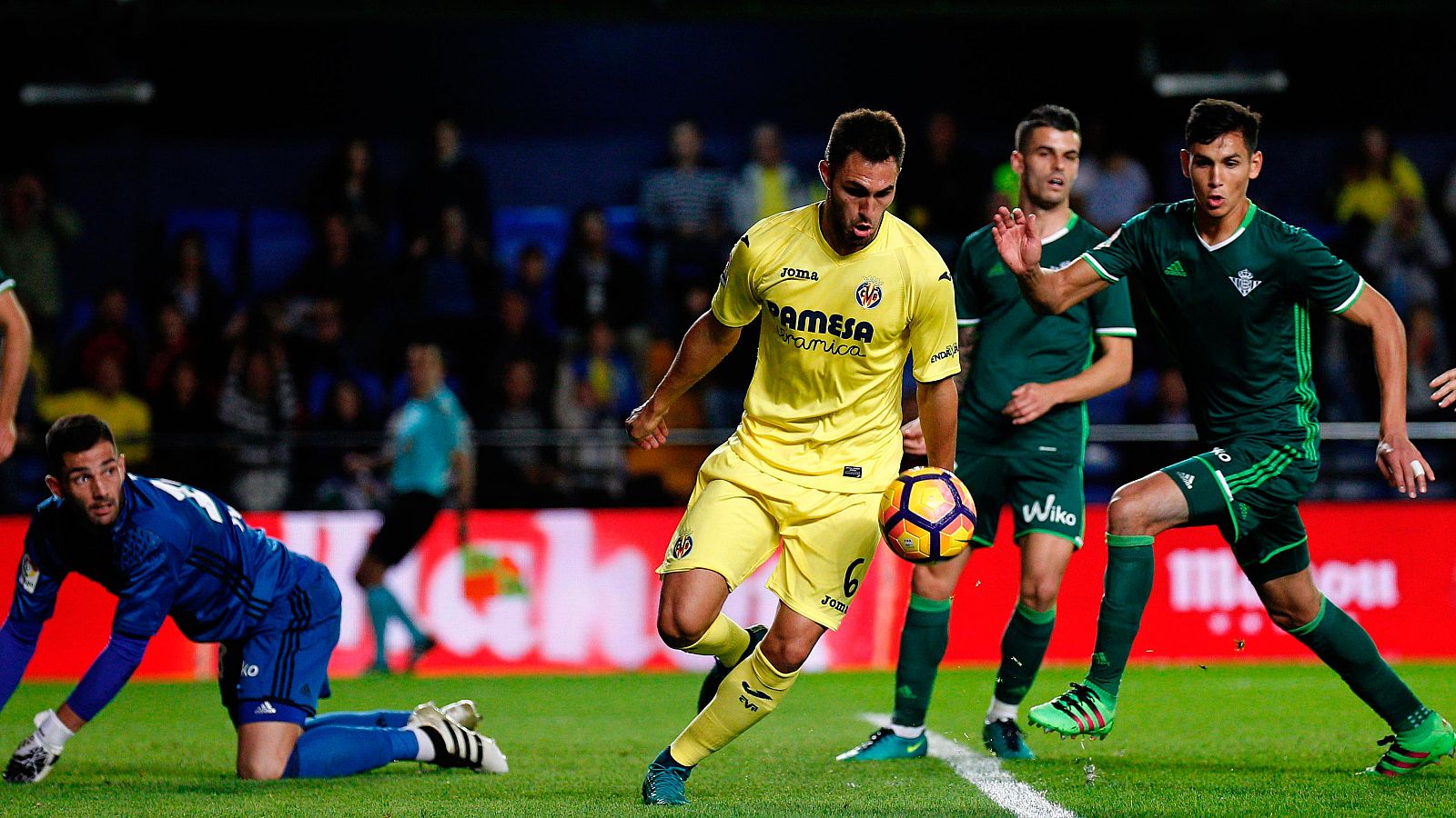 Villarreal gana al Betis