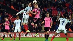Inglaterra sigue en lo más alto tras acabar con Escocia