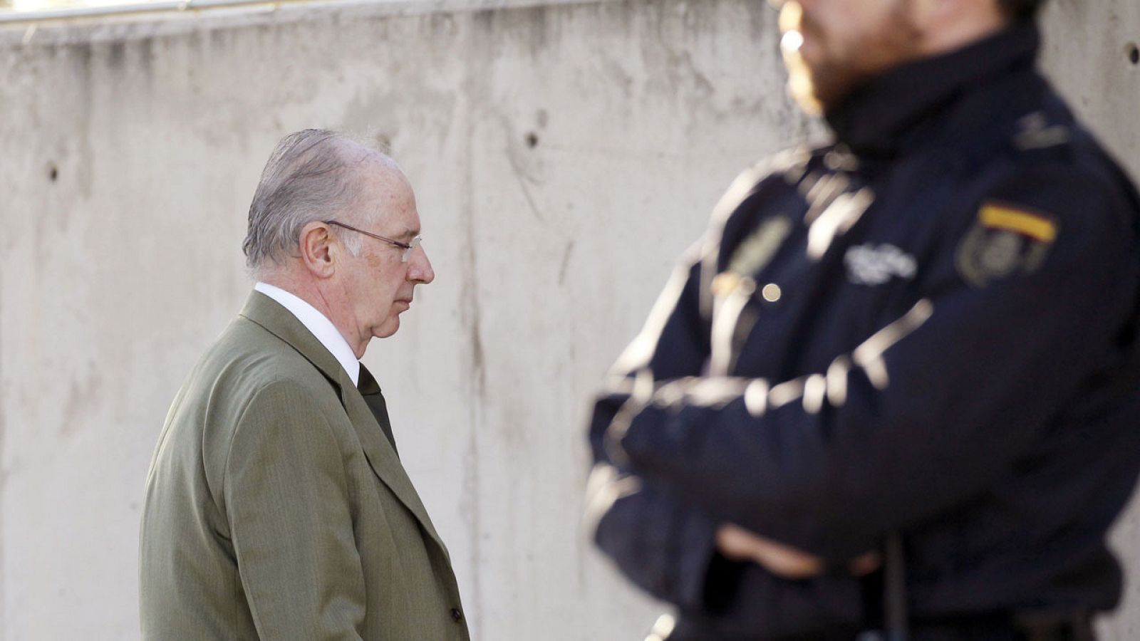 El expresidente de Caja Madrid Rodrigo Rato a su llegada al juicio de las tarjetas opacas este lunes