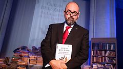 Ruiz Zafón: "La literatura es una práctica maravillosa, pero una amante cruel"