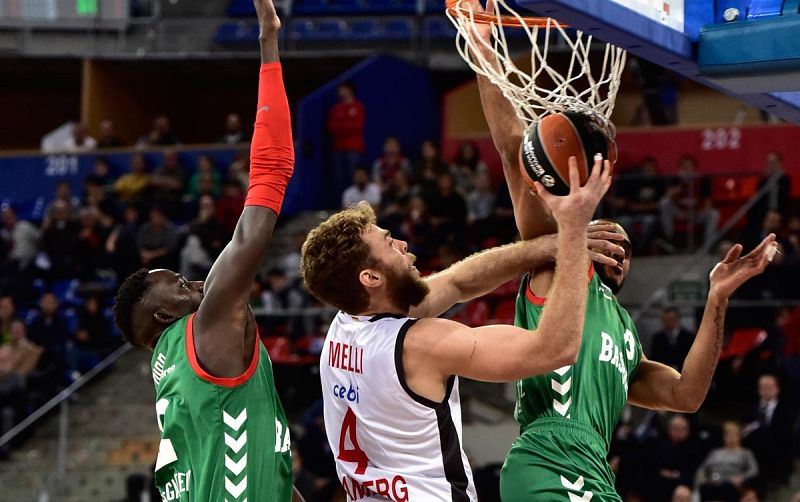 El Baskonia se repone en el último suspiro