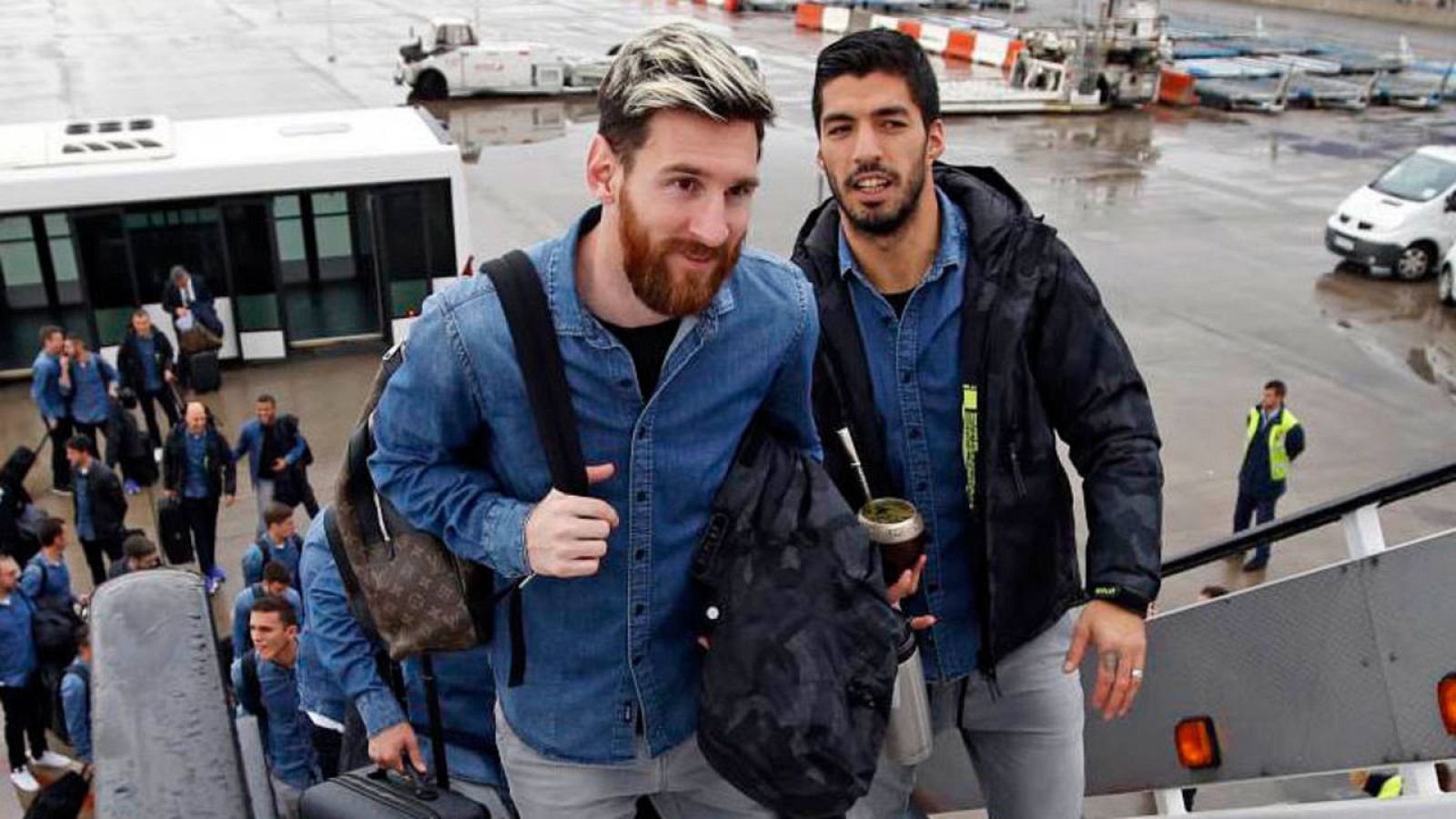 Messi y Suárez viajan a Glasgow