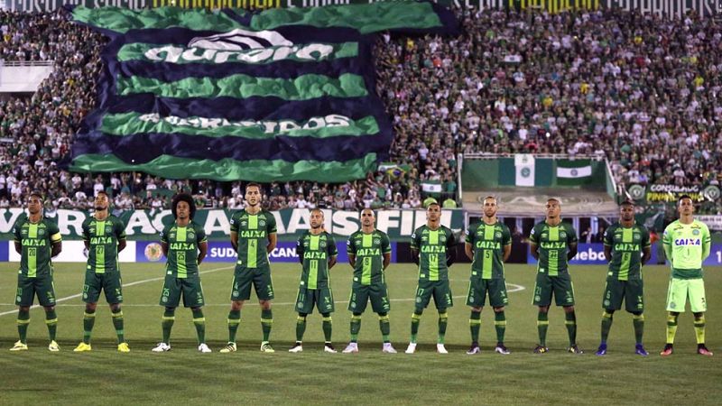 El mundo del fútbol, conmocionado con el accidente del Chapecoense 