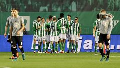 Betis, Eibar y Valencia golpean primero en la ida