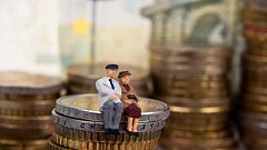 Los expertos proponen subir las cotizaciones y reformar el sistema fiscal para pagar las pensiones