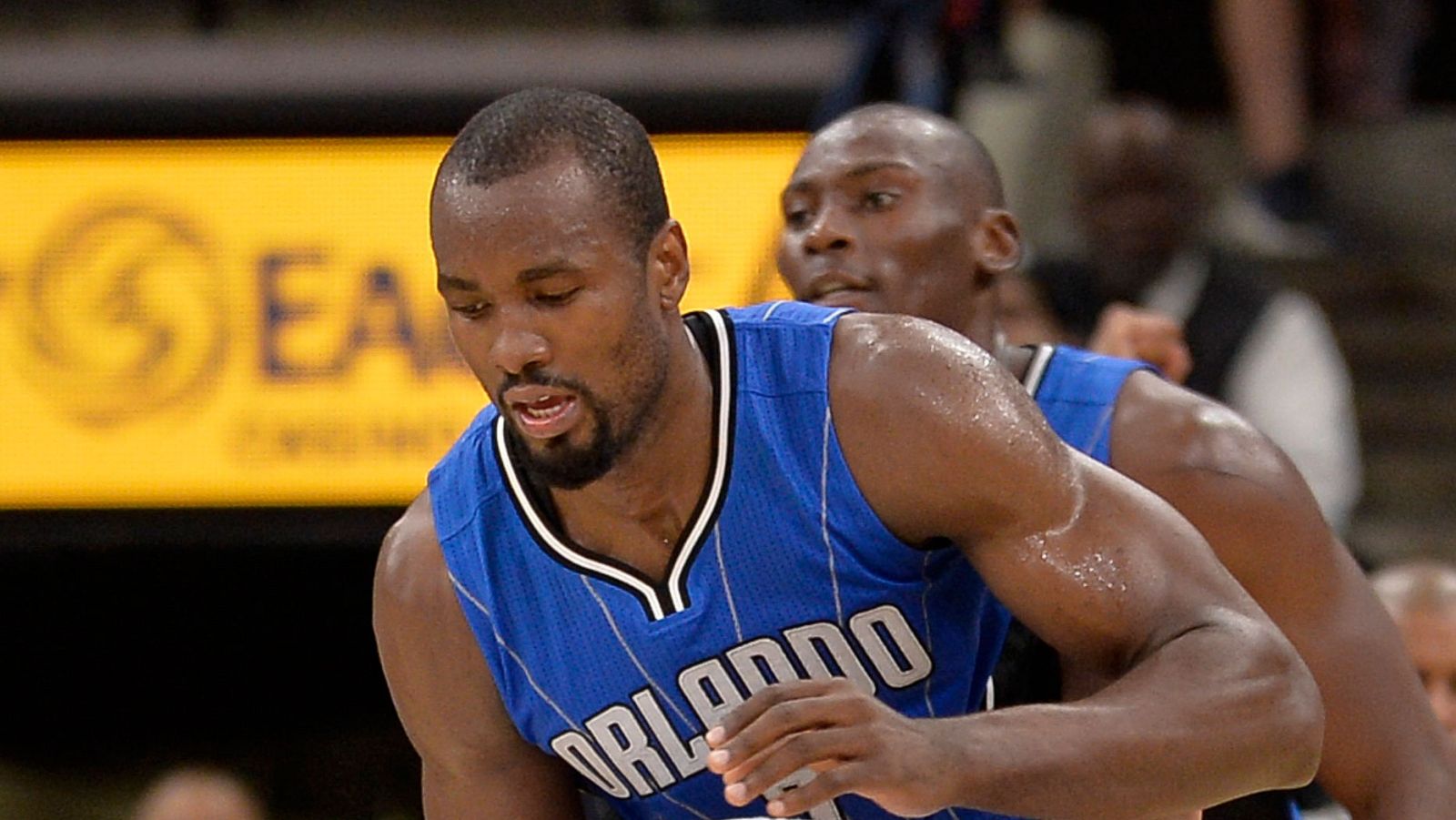 Serge Ibaka ante los Spurs