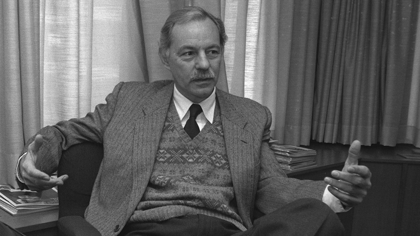 Eduardo Mendoza, en una entrevista de 1991.