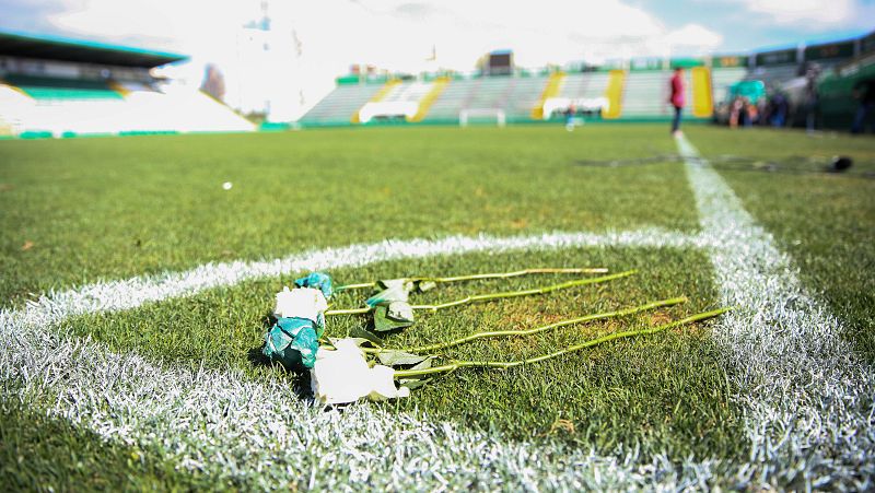 Los restos de las víctimas del avión del Chapecoense llegarán este viernes a Brasil