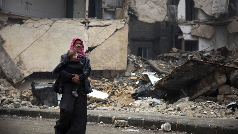 Los rebeldes sirios se rinden en Alepo tras cuatro años de guerra