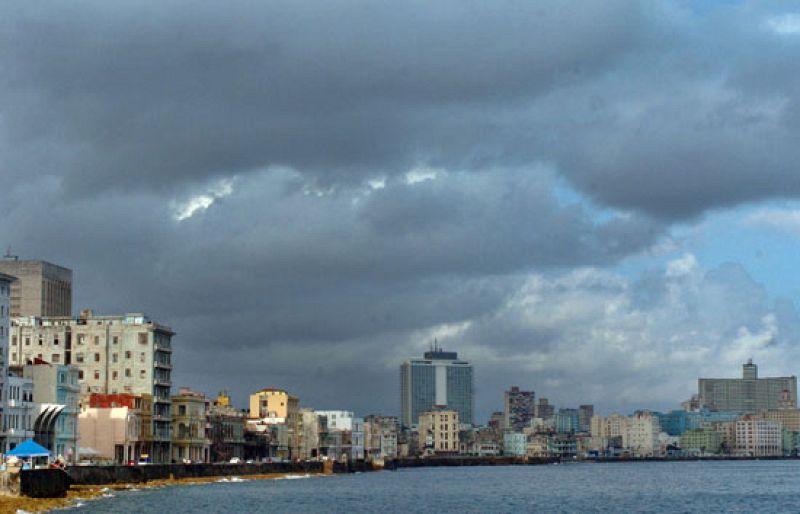 Evacuados cientos de turistas y trabajadores de Jamaica ante la llegada de la tormenta 'Gustav'