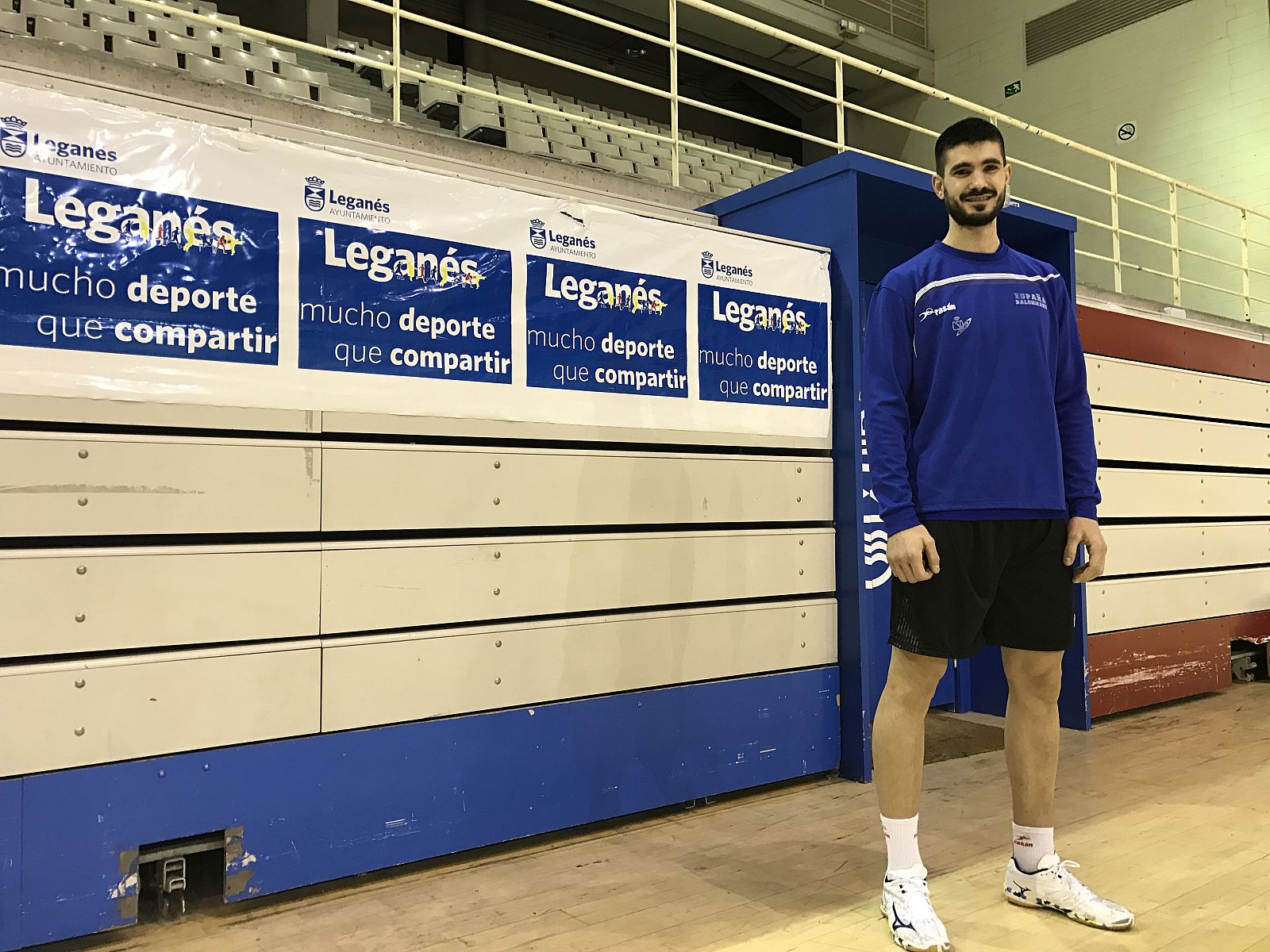 Eduardo Gurbindo durante la entrevista concedida a RTVE.es en el pabellón de Europa en Leganés.