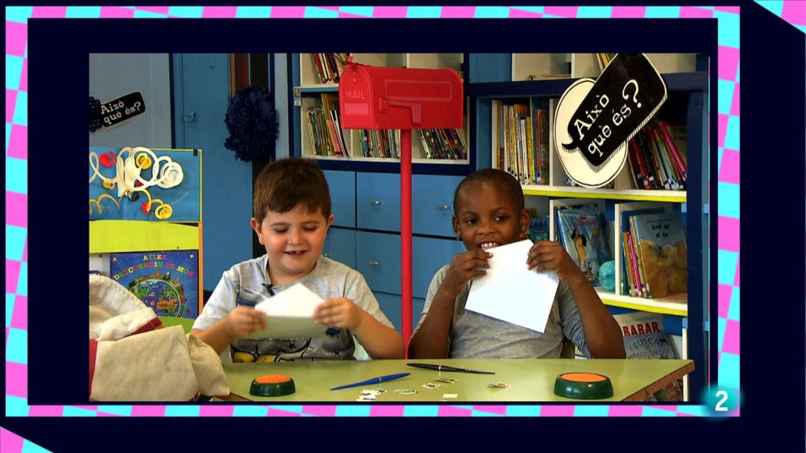 aixo-15-cartes correus 01