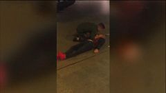 Sale del coma el joven brutalmente agredido por un portero de discoteca en Murcia
