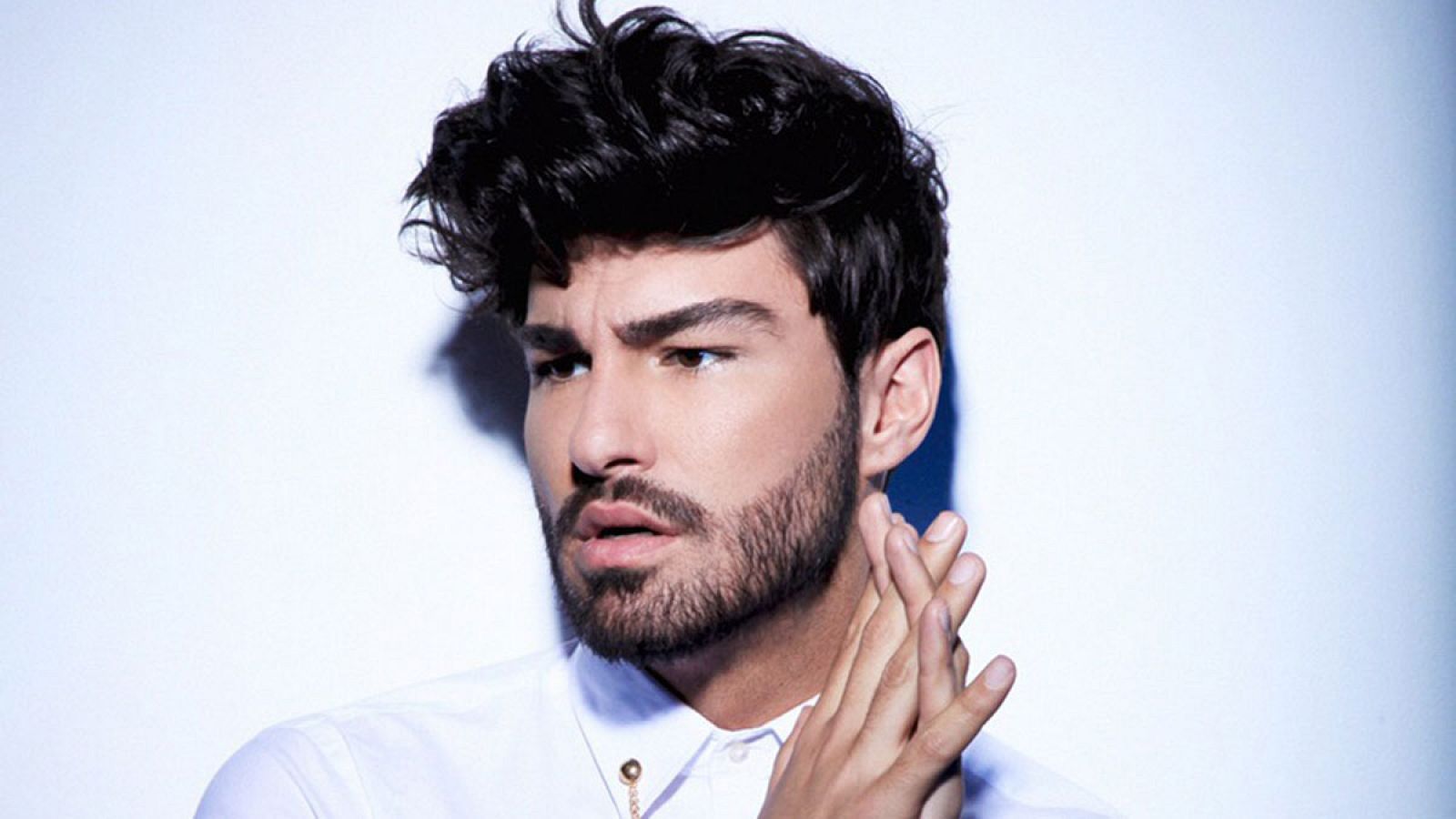 Fruela nos presenta la versión en español de "Live it up"