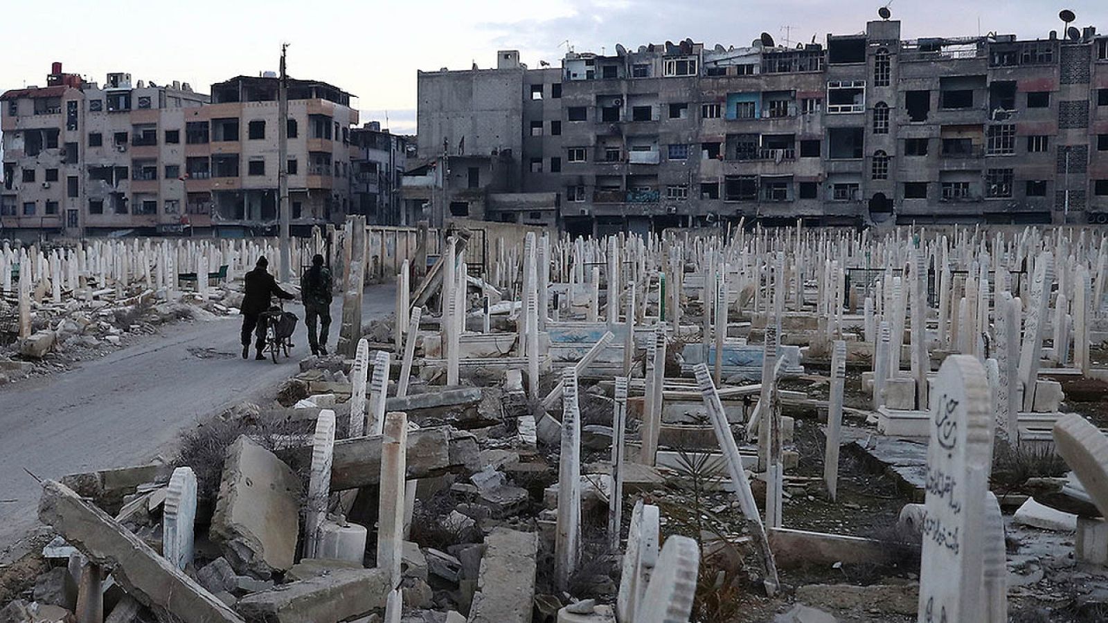 Cementerio en el suburbio de Douma, al este de Damasco