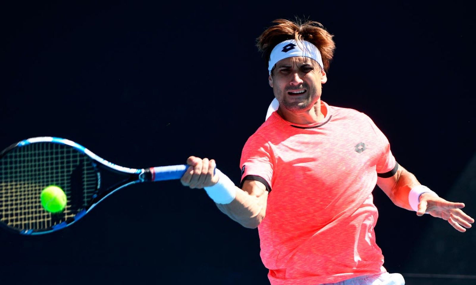 Ferrer avanza a tercera ronda