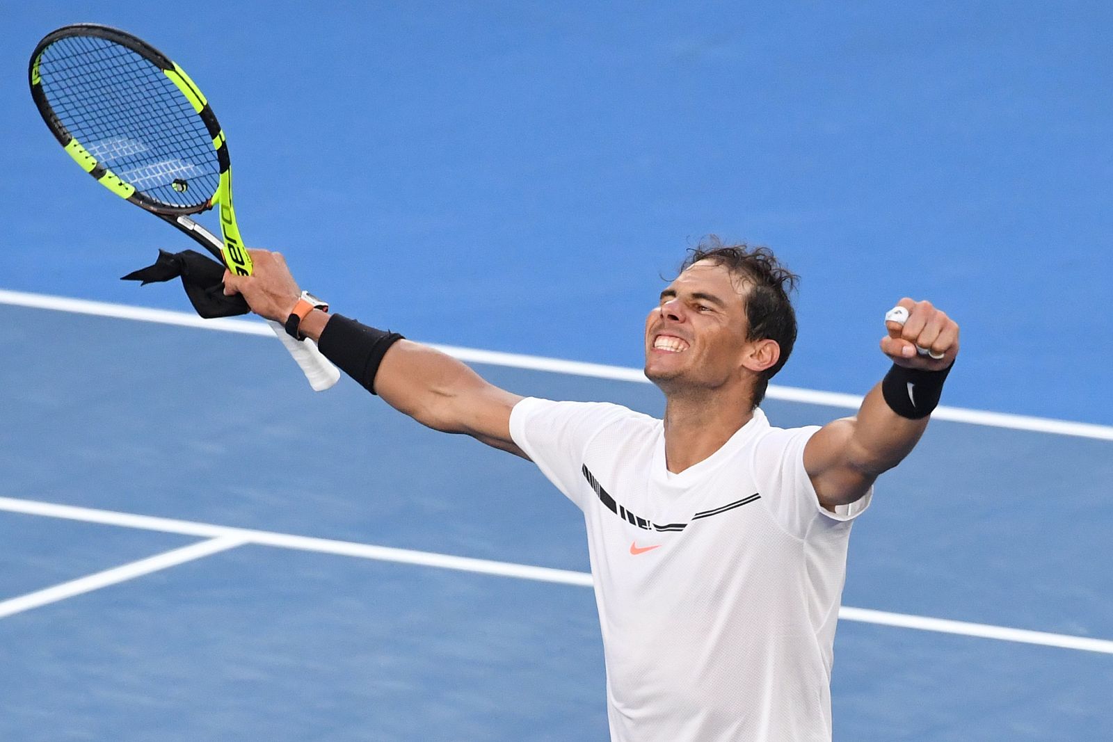 Nadal celebra su victoria ante Zverev