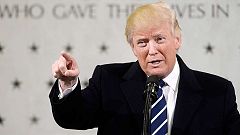 Trump ofrece "apoyo" y "respeto" a la CIA y declara la "guerra" a los periodistas