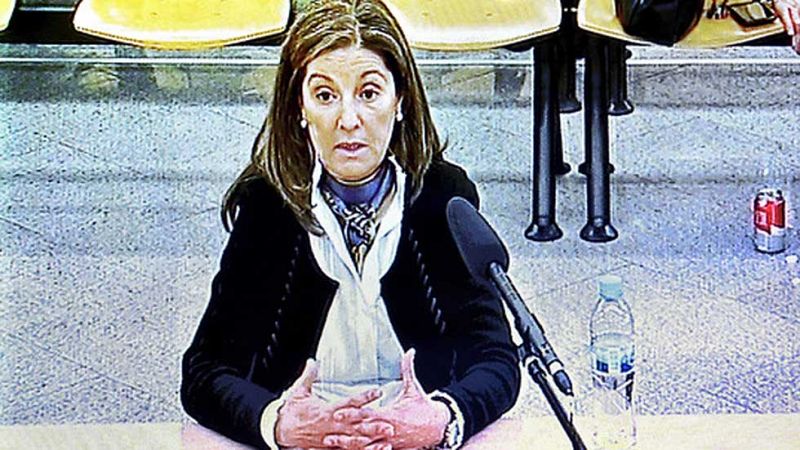 La mujer de Bárcenas asegura en el juicio de Gürtel tener "confianza total y absoluta" en su marido 