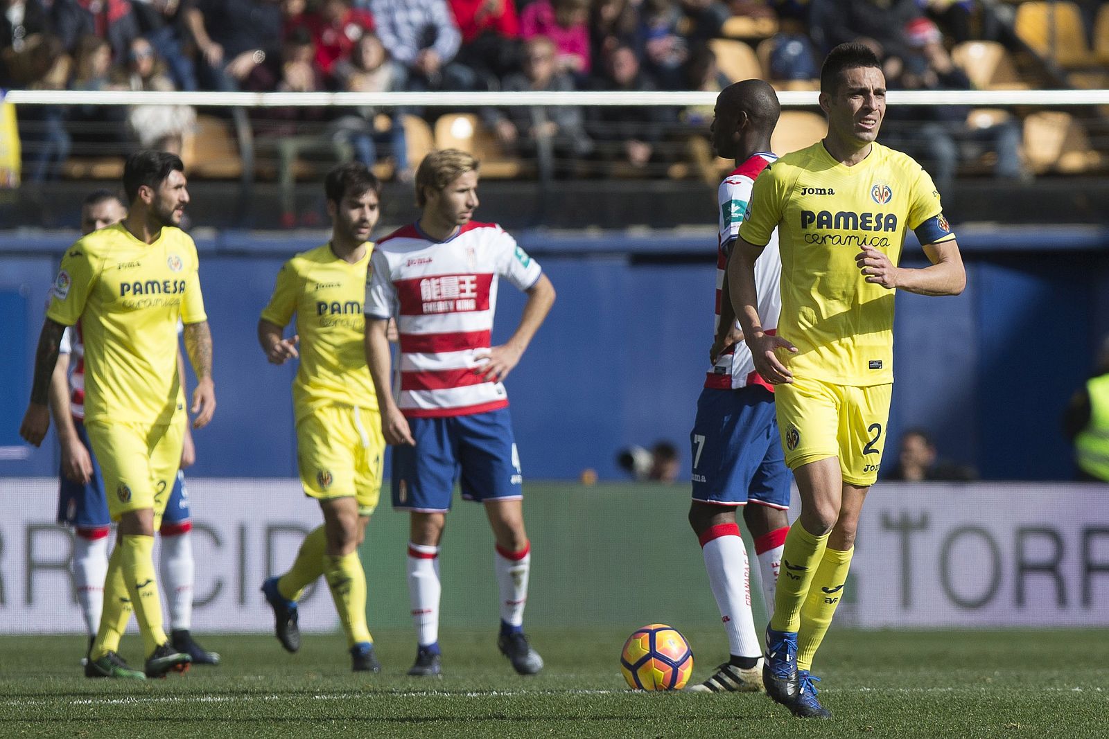 El centrocampista del Villarreal Bruno Soriano tras marcar el primer gol.